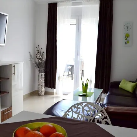 With 2 Bedrooms In Vir, With Wonderful Sea View, Private Pool, Furnished Balcony - 5 M From The Beach * Vir