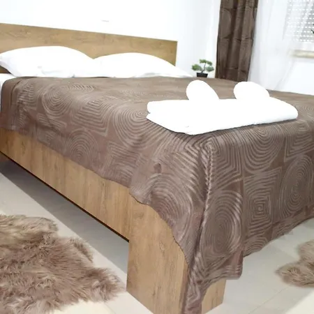 Apartment With 2 Bedrooms In Vir, With Wonderful Sea View, Private Pool, Furnished Balcony - 5 M From The Beach *